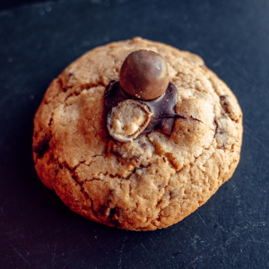 Maltesers Cookie