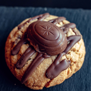Creme Egg Cookie
